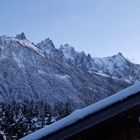 Ensoleille Aux Tines, Vue Massif Apartman